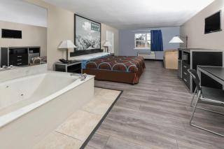 Super 8 by Wyndham Arlington Near AT&T Stadium - Arlington - 2