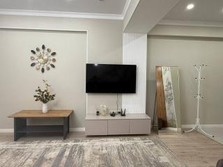 Central Harmony apt in BT Tower - 4