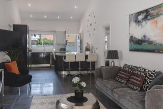 Botanical Art House by Staycom - Paphos - 4