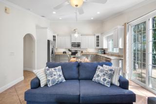 Addison's Beach House - Holmes Beach - 4