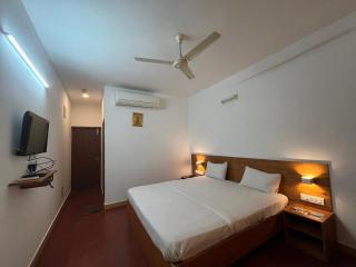 HOTEL DWARA - Subrahmanya - 7