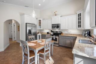 Addison's Beach House - Holmes Beach - 2