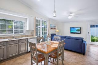 Addison's Beach House - Holmes Beach - 1