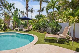 Island Chic - Holmes Beach - 3