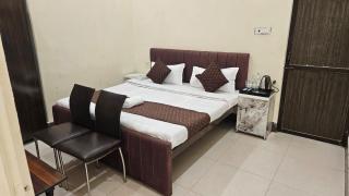 Amber Guest House - Prayagraj - 7