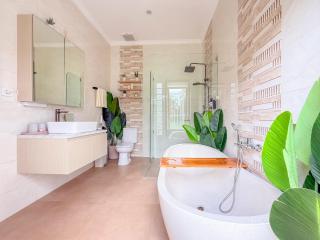 Villa Verdana Ubud - 1