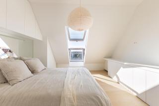 JAMES 17 - Off market fully renovated luxury apartment for rent in the heart of Knokke - Knokke-Heist - 2