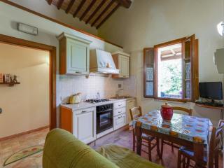Scenic Apartment in Casole d'Elsa with Pool - 8