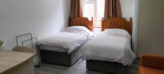 Blue Moon Self Catering Accommodation - Dunkineely - 8