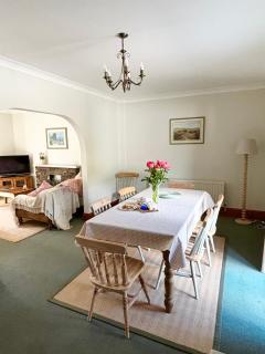 Kionslieu Farm Cottages - Foxdale - 3