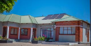 Darter Road Air conditioned apartment - Livingstone - 9