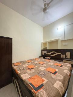 UMA Home Stays - Ayodhya - 9