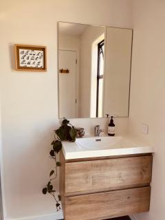 Cozy Private Room in New Home - Raglan - 5