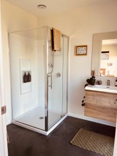 Cozy Private Room in New Home - Raglan - 6