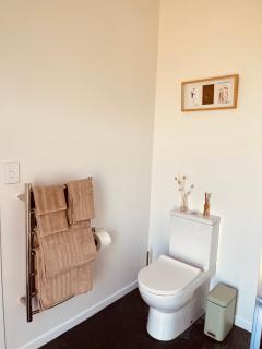 Cozy Private Room in New Home - Raglan - 7