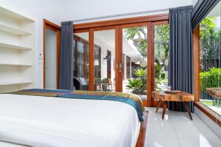 Villa Tentrem Canggu - Tumbak Bayuh - 1