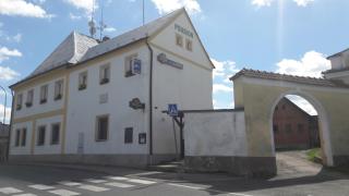 Restaurace 96 - - 8