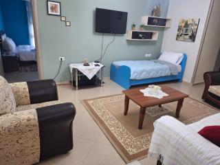 Sebastian Guesthouse - Gjirokastra - 8