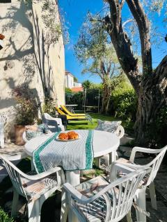 Exclusive 80 sqm apartment with private garden and terrace on the Cap d Antibes, 300 mt from sandy Plage de la Salis - Antibes - 8