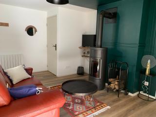 Gîte du Nid Beau Duplex tout confort, entouré de verdures, piscine chaufée de mi-mai àmi-sept - 0