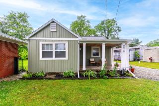 8820 Chautauqua - Lakeside Oasis Cottage - Indian Lake - Lakeview - 0