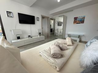 1 Room Apartment near OrhideeaSpa - Bucarest - 0