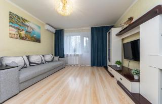 2 rooms apartment near metro Teremky - Kiev - 4