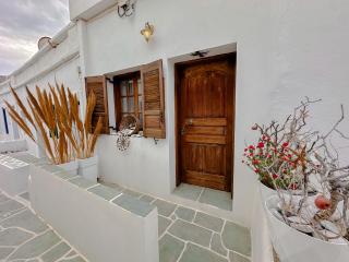 ASPRO house - Folegandros Chora - 9