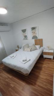 Apartamento Premium con 4 dormitorios y aire acondicionado - Albacete - 9