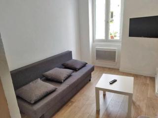 BudgetBnb - Studio au calme - 17m2 - Proche St Anne - Zenith Omega - Tolone - 0
