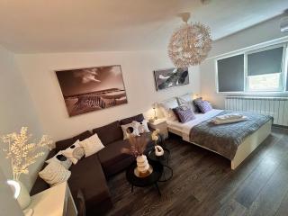 FLH - Liberty Home with Balcony & Free Parking - Constanţa - 4