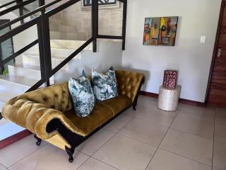 Kalashe Bed & Breakfast - East London - 7