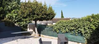 Appartement 4 p neuf dans haut de villa , clim, parking, jardin - 1