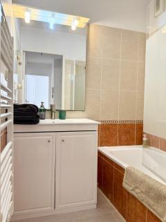 Magnificent renovated apartment, 2 rooms of 45 m2, close tothe sea, top floor, terrace - Nizza - 1