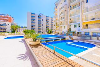 Prime Location Penthouse with Stunning Sea Views - 3