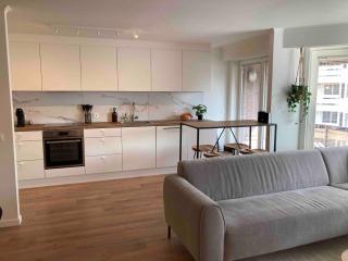 Stylish, modern apartment with two bedrooms, located in the vibrant heart of Ostend T110 - Ostenda - 8