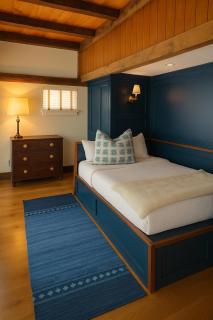 Magical Post And Beam Loft Downtown Newport! - Newport - 2