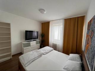 YellowApartment - 5