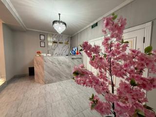 Luna Hotel - - 0