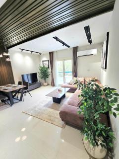 Luxury and Quiet apartment Facing City Stars Mall - 8