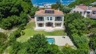 Luxury Family Villa Near Beach with Grill and Workspace - Cidade Do Cabo - 0