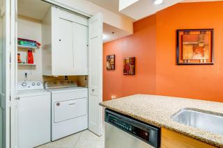 Community Perks Scenic Lake Travis Getaway! - Lago Vista - 4