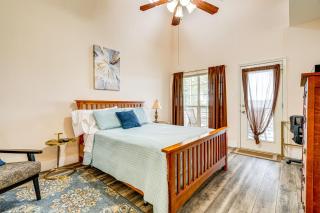 Community Perks Scenic Lake Travis Getaway! - Lago Vista - 3