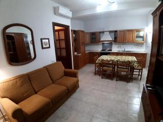 La casa nel borgo, in a cozy charming village, 15 min to Beach, Small pets welcome - Padru - 2
