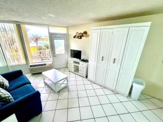 Coastal Cozy - Ocean View at Symphony Beach Club - 6