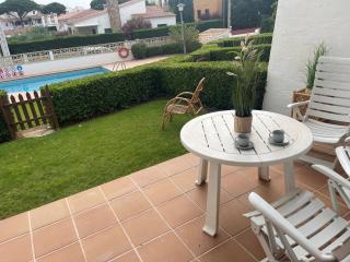 Sunny, seaside rental with pool - L'Escala - 5