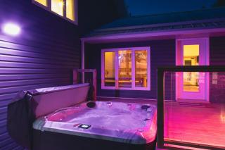 300ft Modern Luxury Lakefront Hot Tub Steam Bath - Miller Lake - 6