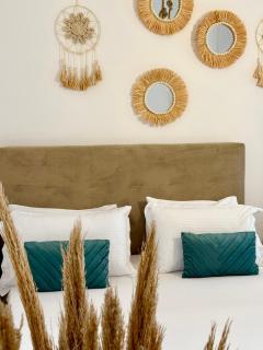 Soleil - Studio with Balcony - 3