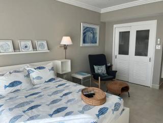 Lagoon View Studio | Balcony, Pool & Hot Tub - San Juan - 2