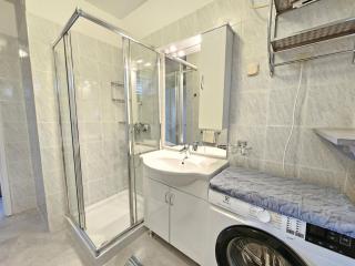 LEO ROOM 1 NV - Room for 2 persons with bathroom and balcony (no kitchen) - Novi Vinodolski - 4